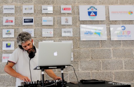 השותפים שלנו